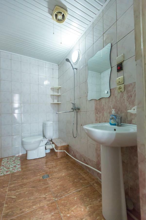 Квартира у бульвара 1 Батуми Экстерьер фото