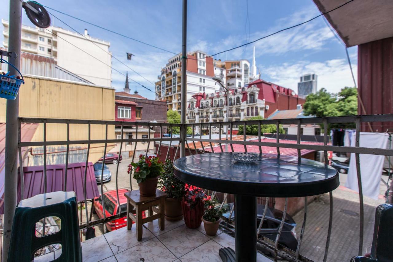 Квартира у бульвара 1 Батуми Экстерьер фото